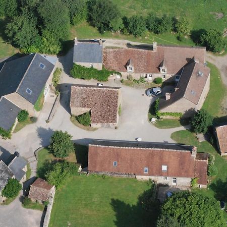 Le Gite D'Etienne Joue-du-Bois Exterior foto